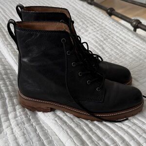 Madewell Black Leather Lace-Up Booties